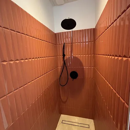 فيلة Renovated House 150m From 400m Centre لا ترانش سور مير