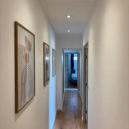 Renovated House 150m From 400m Centre فيلة لا ترانش سور مير